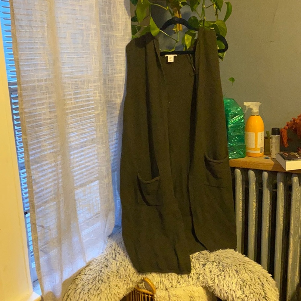 LONG SWEATER VEST
